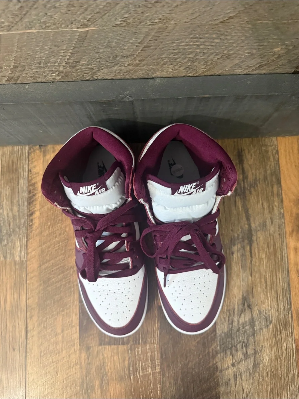 Air Jordan 1 Retro High OG Bordeaux White Silver Sneakers 7Y